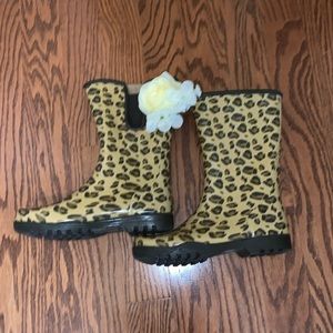 Women’s leopard Sperry Rain boots  - size 7